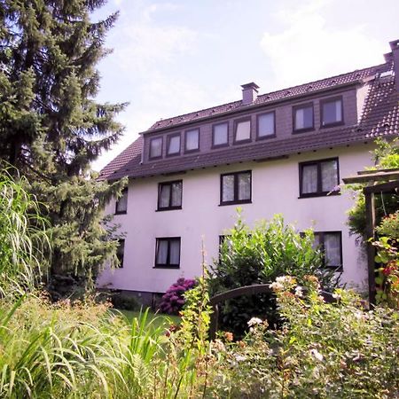 Hotel Zur Flora Essen Bagian luar foto