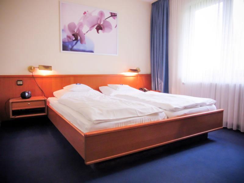 Hotel Zur Flora Essen Ruang foto